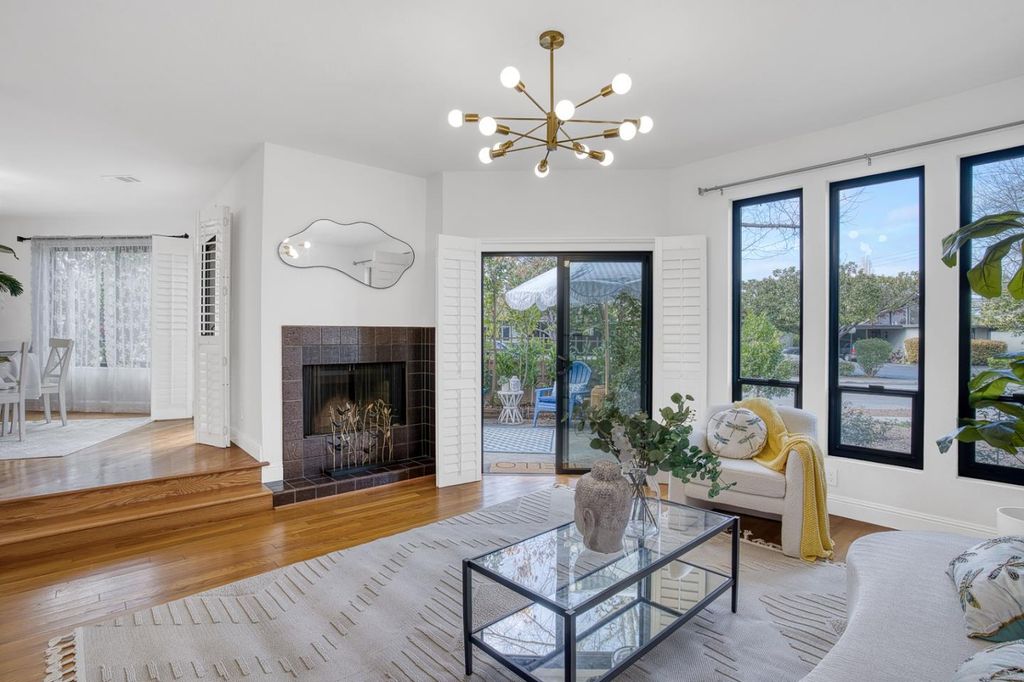 227 Ada Avenue B, Mountain View, CA 94043