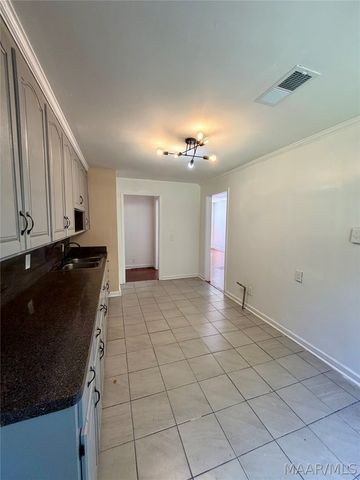 33 Evans Drive, Montgomery, AL 36108