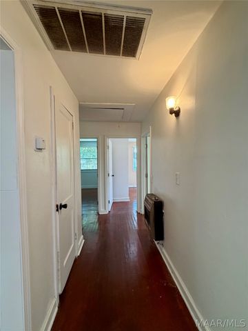 33 Evans Drive, Montgomery, AL 36108