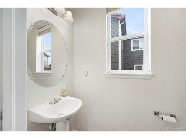 14431 E 102 nd Ave, Commerce City, CO 80022