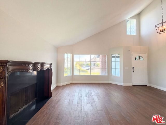 20021 Kent Lane, Santa Clarita, CA 91351