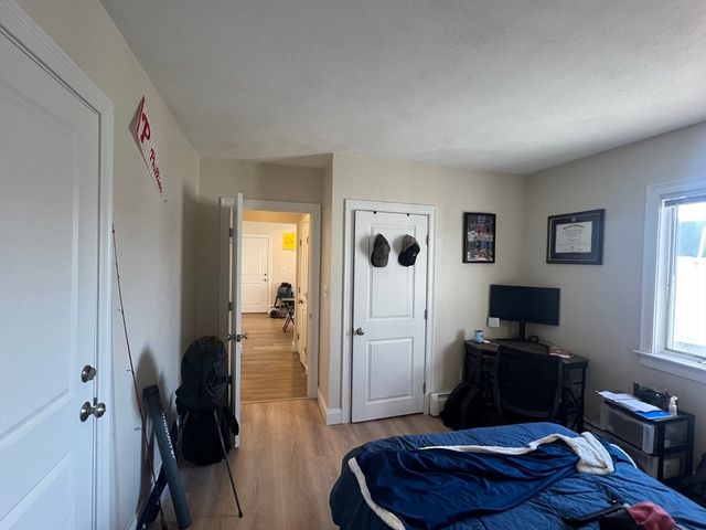56 Humphrey Street 04-1, Swampscott, MA 01907