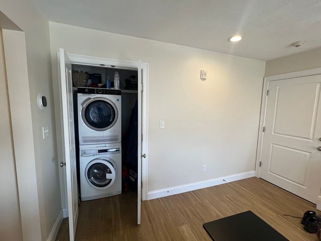 56 Humphrey Street 04-1, Swampscott, MA 01907