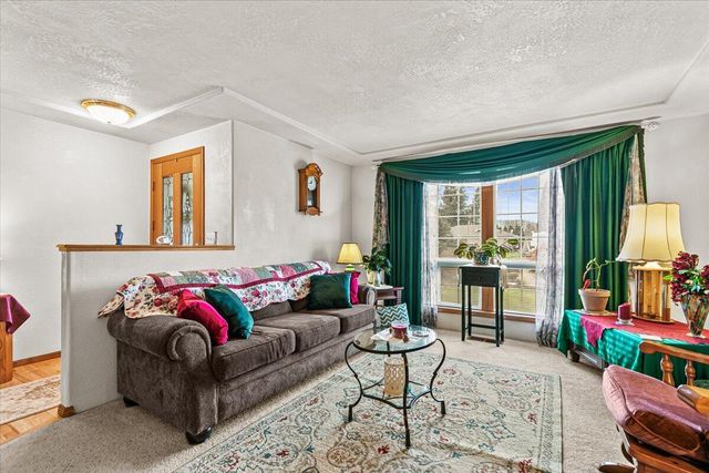 1258 Joshua Court, Central Point, OR 97502