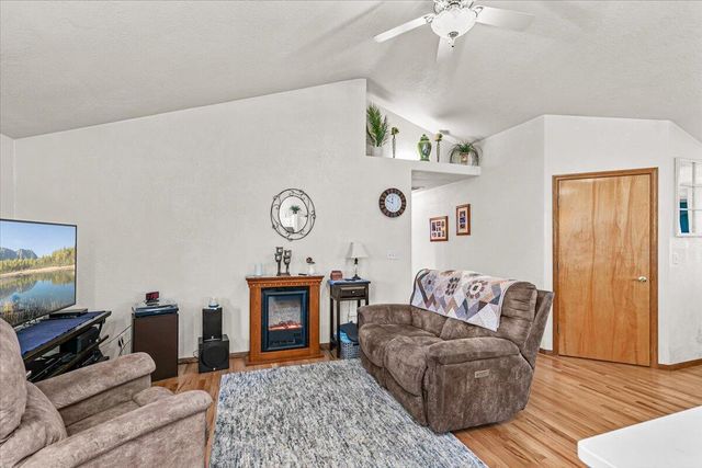 1258 Joshua Court, Central Point, OR 97502