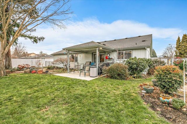 1258 Joshua Court, Central Point, OR 97502