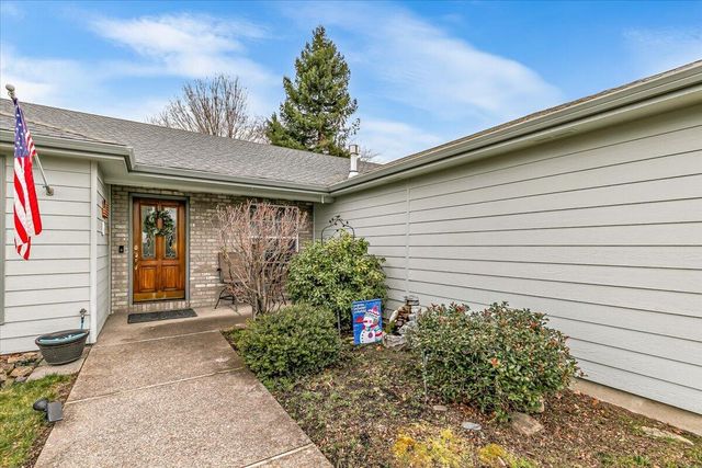 1258 Joshua Court, Central Point, OR 97502