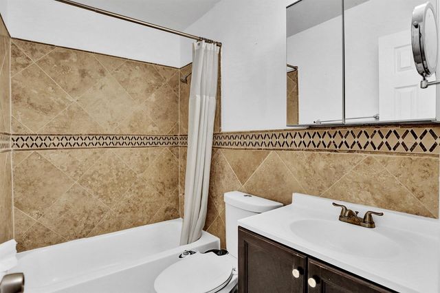 600 NE 7TH Avenue 8, Fort Lauderdale, FL 33304