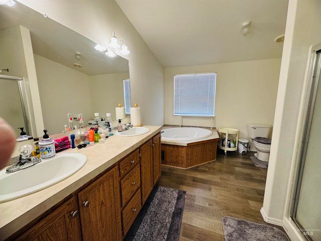 1535 Windmere Dr., Mountain Home, ID 83647