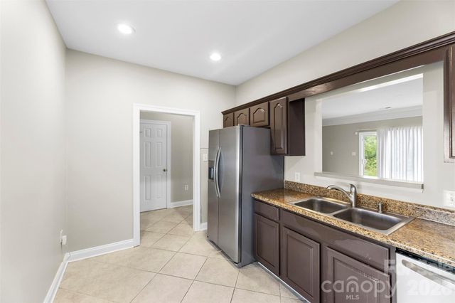 6953 Misty Pine Lane, Charlotte, NC 28217