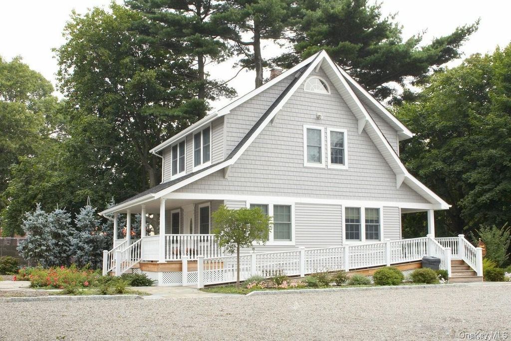 1904 New York Avenue, Huntington, NY 11746 — exterior