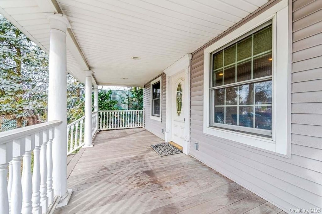 1904 New York Avenue, Huntington, NY 11746 — photo 4
