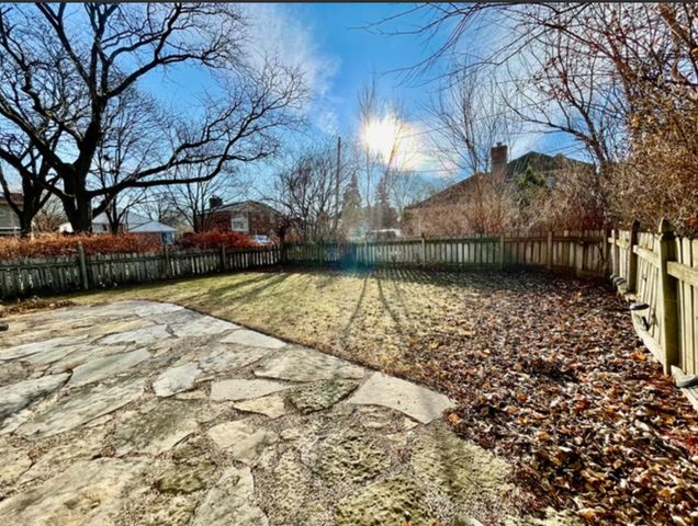 3701 W North Shore Avenue, Lincolnwood, IL 60712