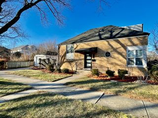 3701 W North Shore Avenue, Lincolnwood, IL 60712