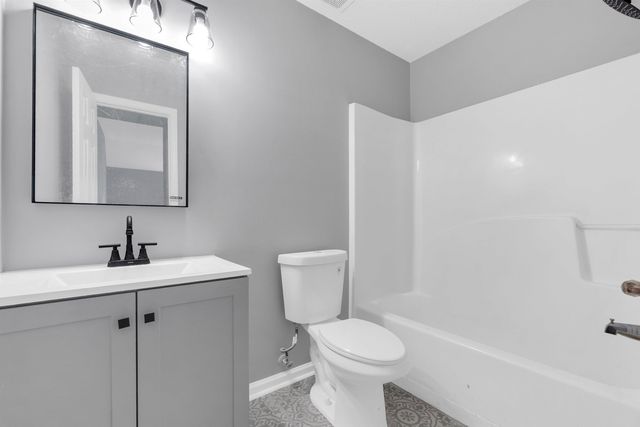 2568 PARKVIEW DR, Memphis, TN 38128