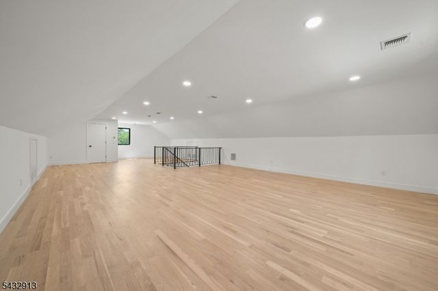 24 Richard Scott Ct, Haledon Boro, NJ 07508