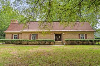 1106 Hickory Dr., Conway, SC 29527