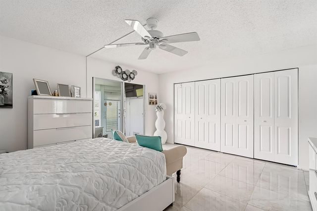 1012 Lincoln 1012, Boca Raton, FL 33434