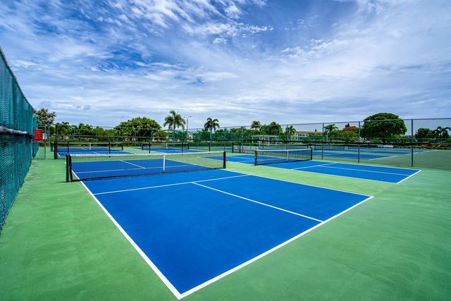 1012 Lincoln 1012, Boca Raton, FL 33434