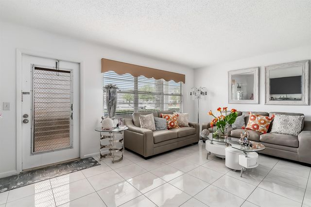 1012 Lincoln 1012, Boca Raton, FL 33434