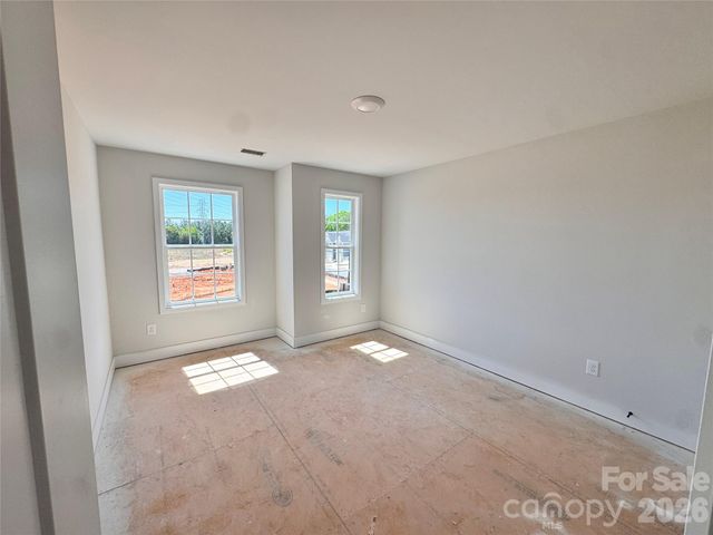 707 Pinecone Drive 25, Gastonia, NC 28056