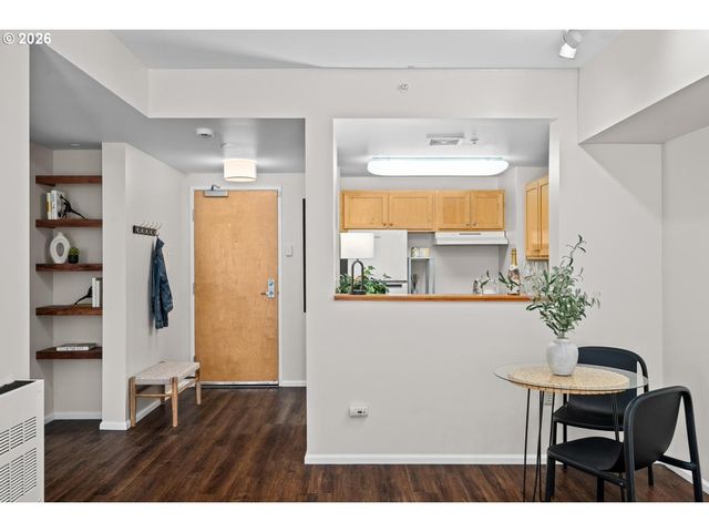 701 COLUMBIA St 515, Vancouver, WA 98660
