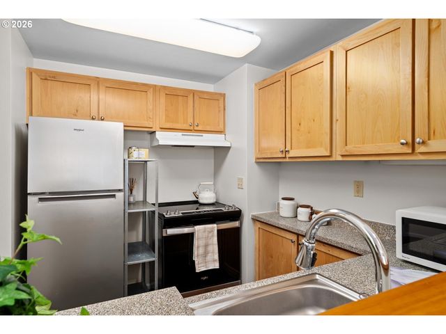 701 COLUMBIA St 515, Vancouver, WA 98660