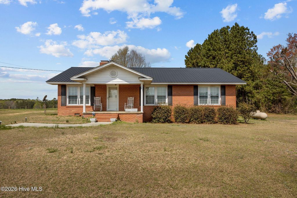 1739 Mcduffie Road, Biscoe, NC 27209