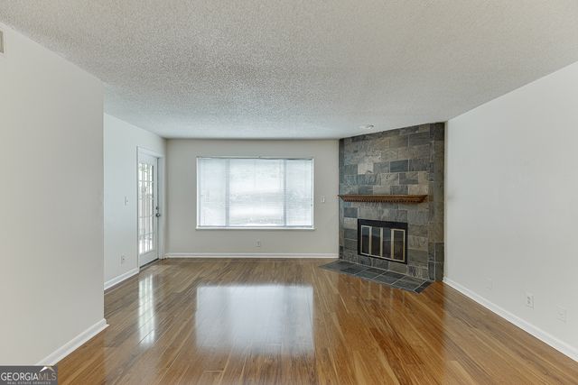 33 FINCH Trail NE, Atlanta, GA 30308