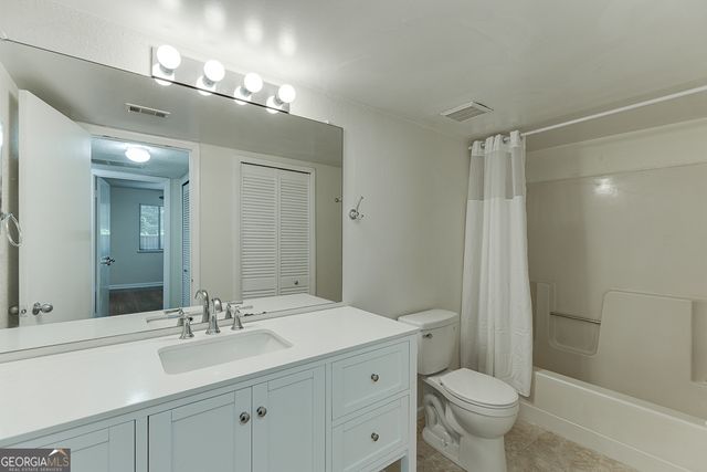 33 FINCH Trail NE, Atlanta, GA 30308