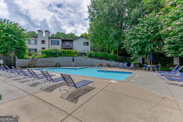 33 FINCH Trail NE, Atlanta, GA 30308