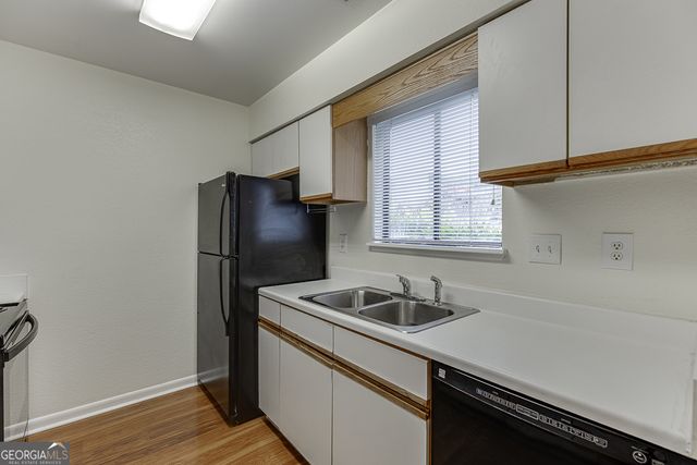 33 FINCH Trail NE, Atlanta, GA 30308