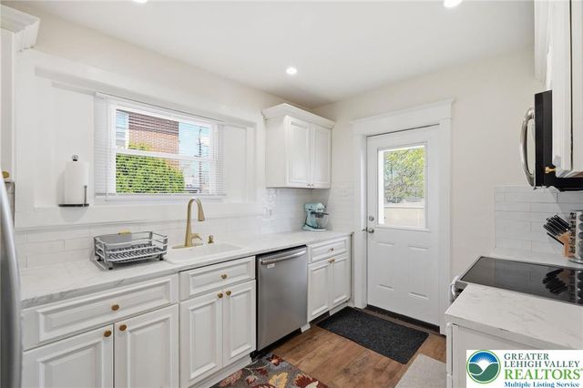 901 North Wahneta Street, Allentown City, PA 18109