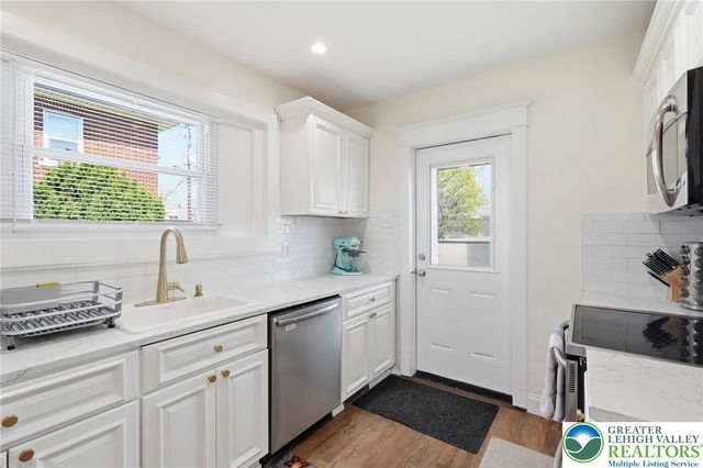 901 North Wahneta Street, Allentown City, PA 18109