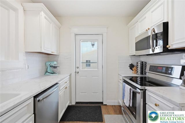 901 North Wahneta Street, Allentown City, PA 18109