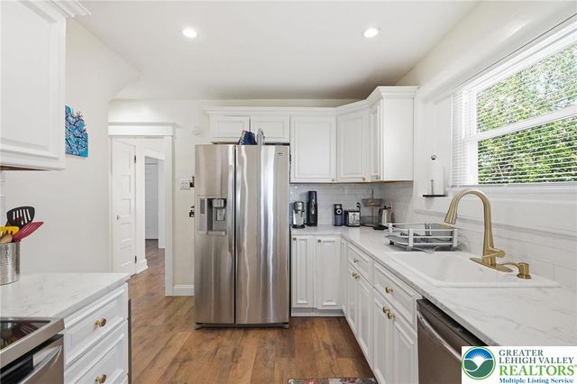 901 North Wahneta Street, Allentown City, PA 18109