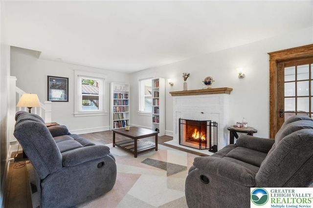 901 North Wahneta Street, Allentown City, PA 18109