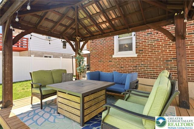 901 North Wahneta Street, Allentown City, PA 18109