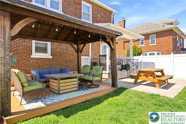 901 North Wahneta Street, Allentown City, PA 18109