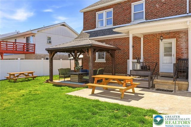 901 North Wahneta Street, Allentown City, PA 18109