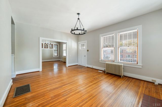 17 West Princeton Circle, Lynchburg, VA 24503