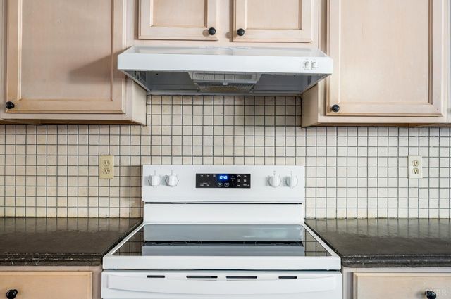 17 West Princeton Circle, Lynchburg, VA 24503