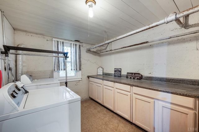 17 West Princeton Circle, Lynchburg, VA 24503