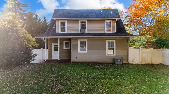 17 West Princeton Circle, Lynchburg, VA 24503