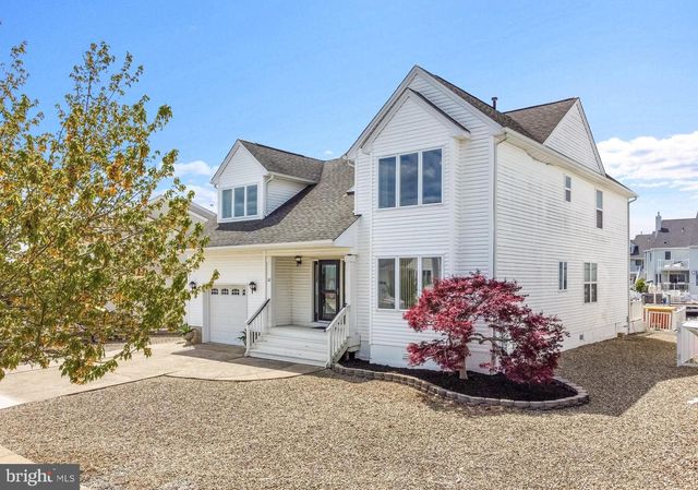 32 STEERAGE WAY, Bayville, NJ 08721