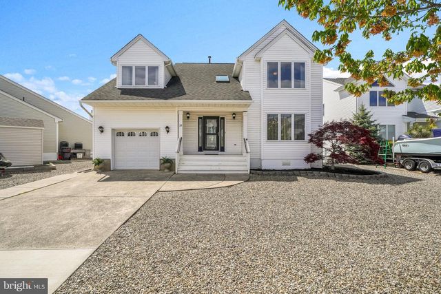 32 STEERAGE WAY, Bayville, NJ 08721