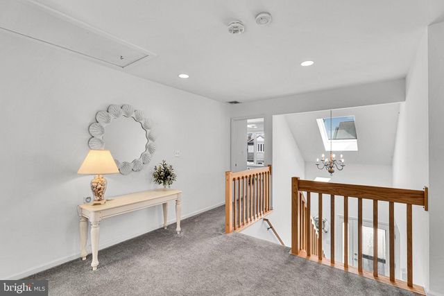 32 STEERAGE WAY, Bayville, NJ 08721
