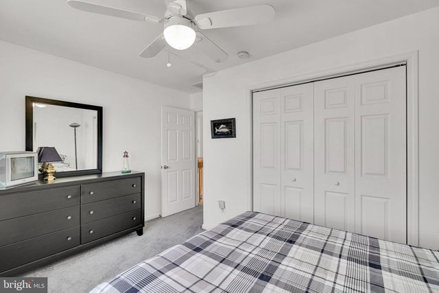 32 STEERAGE WAY, Bayville, NJ 08721