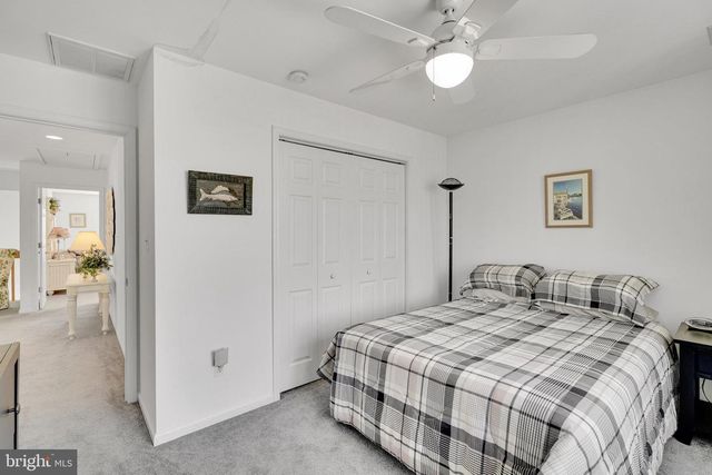 32 STEERAGE WAY, Bayville, NJ 08721
