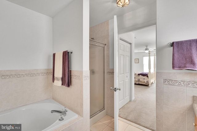 32 STEERAGE WAY, Bayville, NJ 08721